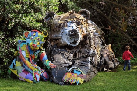 Артур бордало скульптуры животных из мусора