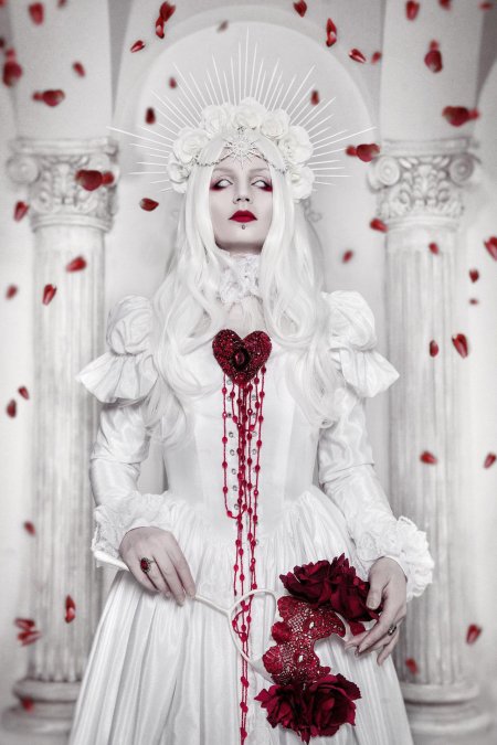 Белая королева арт