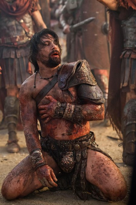 Спартак кровь и песок сериал крикс