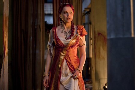 Люси лоулесс спартак кровь и песок