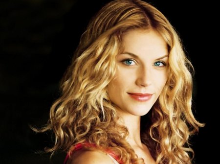 Красивая актриса