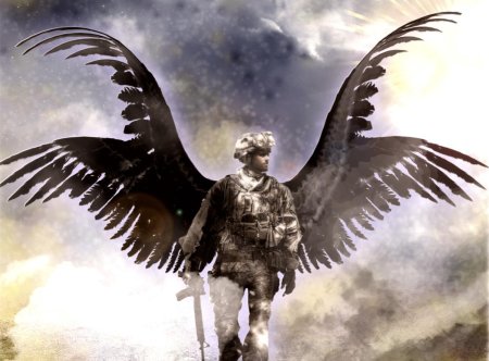 Солдат с крыльями