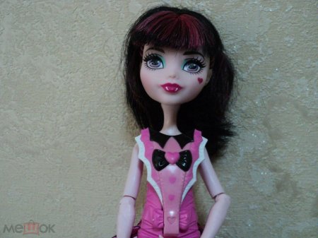 Кукла монстр хай дракулаура