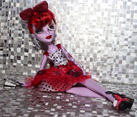 Оперетта монстер хай кукла