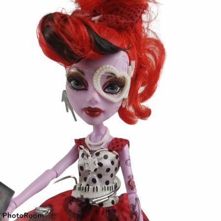 Кукла оперетта - смертельный горошек