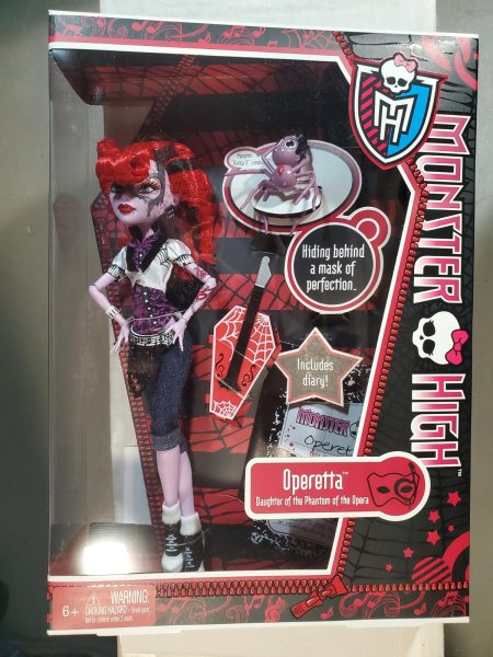 Оперетта монстер хай базовая