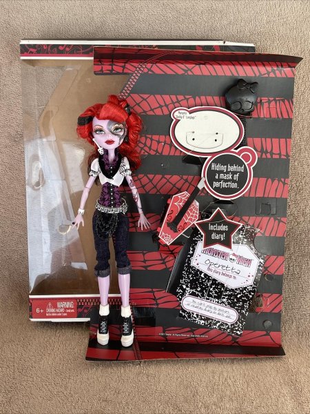 Оперетта монстер хай базовая