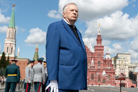 Владимир жириновский на красной площади