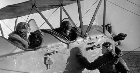 Летчик аркадий каманин