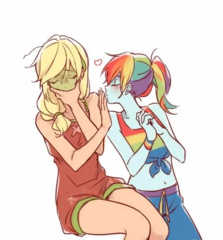 Рейнбоу дэш и эпл джек юри