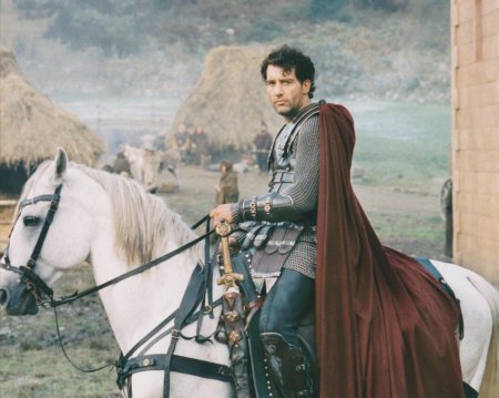 Клайв оуэн король артур