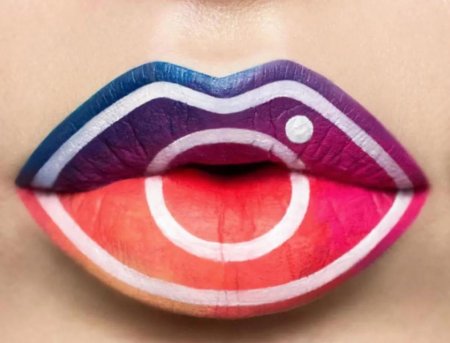 Губы макияж