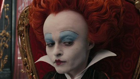 Красная королева алиса в стране чудес