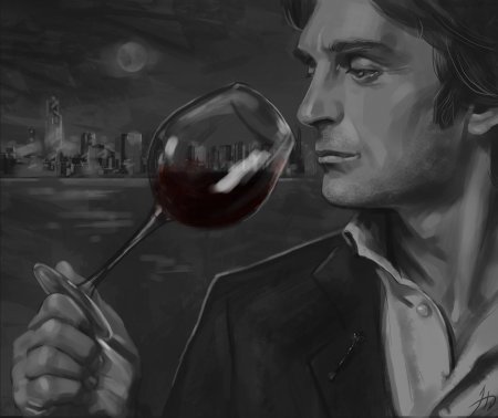 Мужчина с бокалом вина