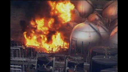 Взрыв атомного реактора в японии 2011