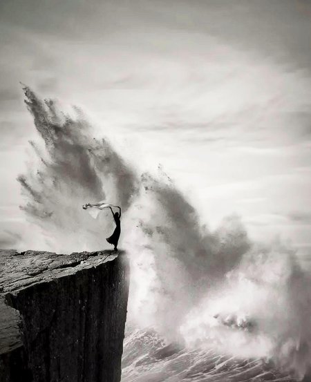 Падение со скалы