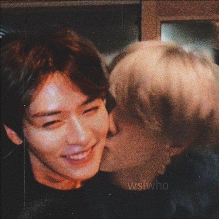 Хан джисон и минхо поцелуй