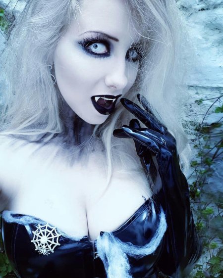 Готический макияж