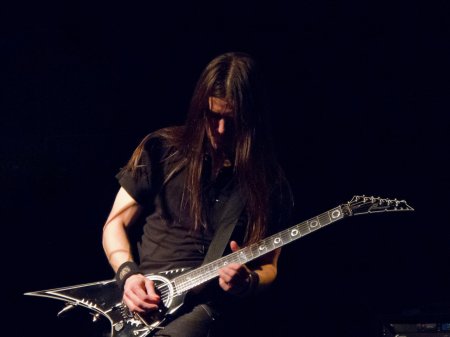 Метал гитарист