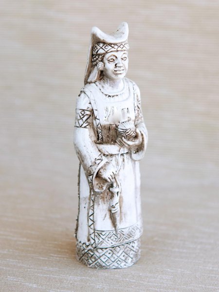 Статуэтка славянской богини макошь