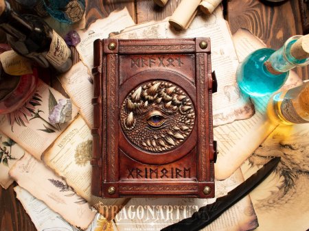 Гримуар \ драконий глаз\ .