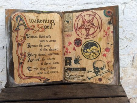 Старые книги по магии