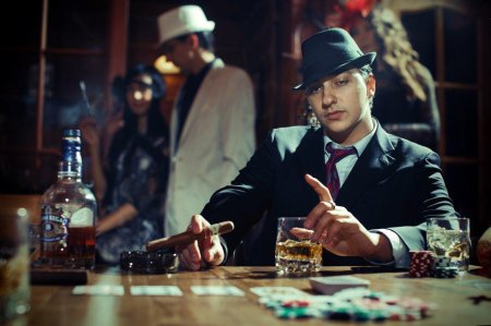 Гангстер с сигарой