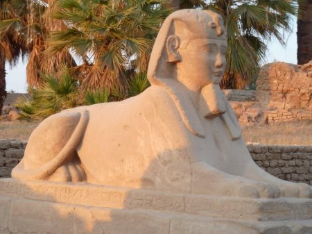 Карнакский храм аллея сфинксов