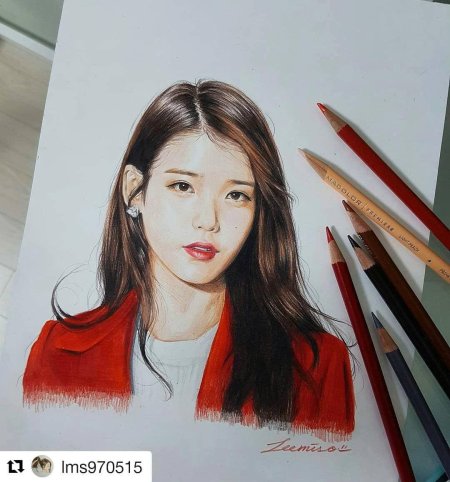 Блэк пинк портреты джису