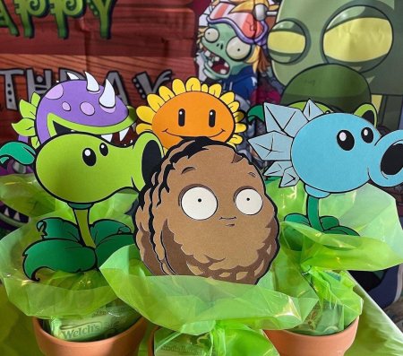 День рождение в стиле зомби против растений