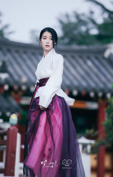 Ханбок алые сердца корё