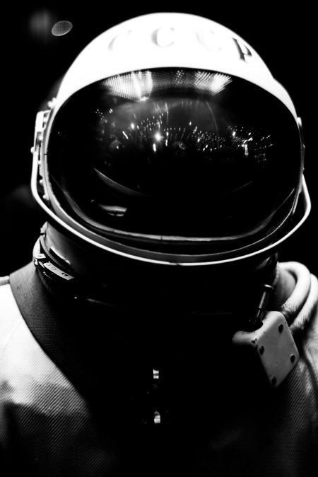Космонавт в шлеме