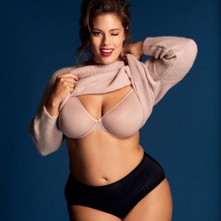 Модели биг сайз эшли грэхем