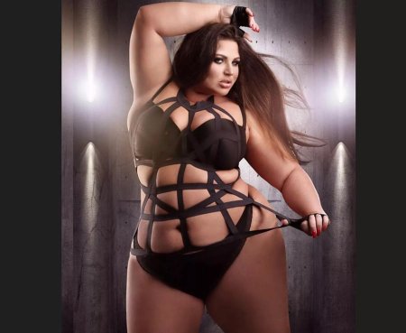 Модель плюс ясмин фокс