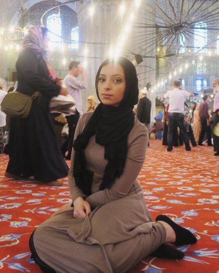 Молодая мусульманка