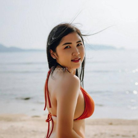 Тайланд девушка груди