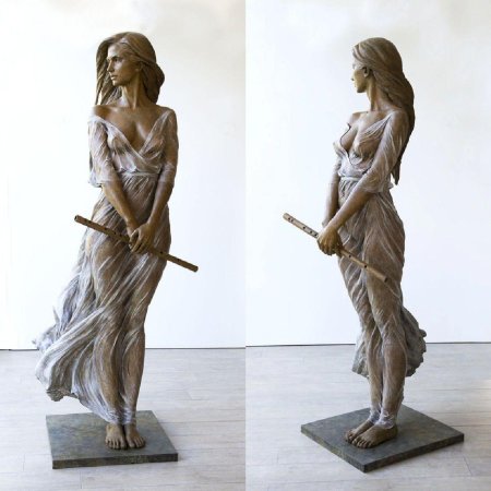 Ли ронг скульптор