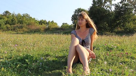 Девушки на природе частное