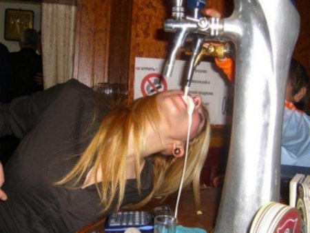 Пьяная женщина