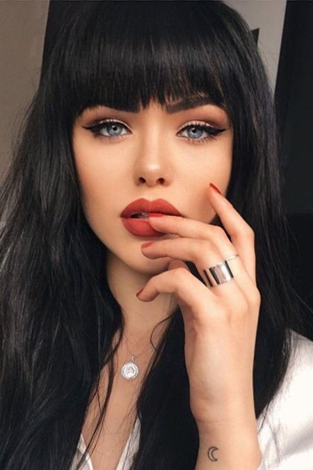 Кристина базан с челкой