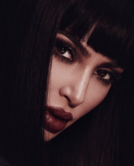 Ким кардашян с челкой