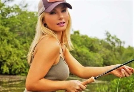 Рыбалка девушка