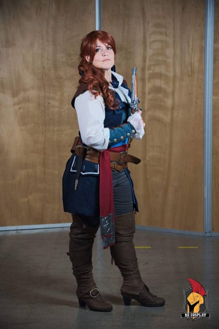 Девушка ассасин