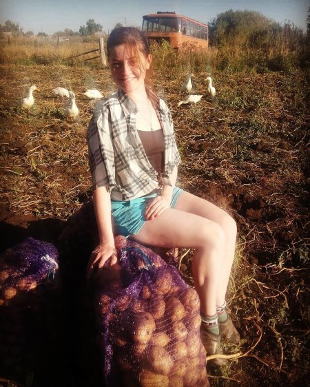 Деревенские девушки