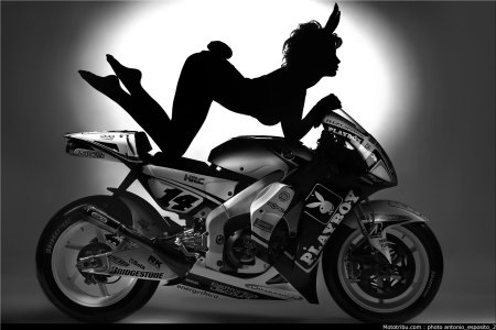 Девушка на мото