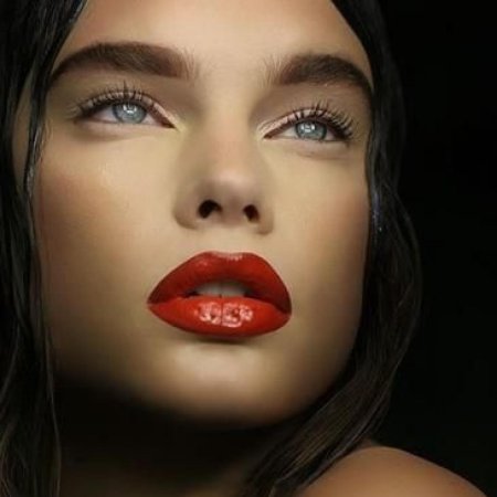 Красивые губы