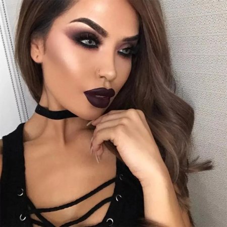 Макияж с темной помадой