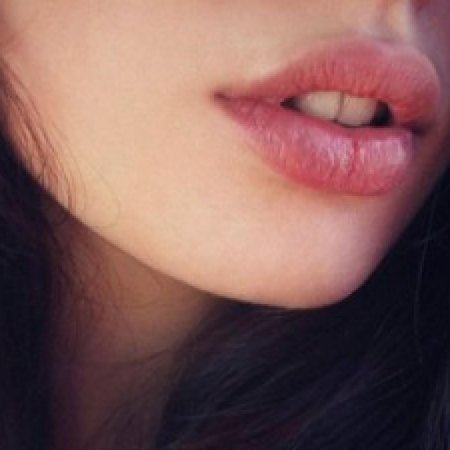 Губы девушек