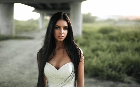 Дарина приходько модель брюнетка