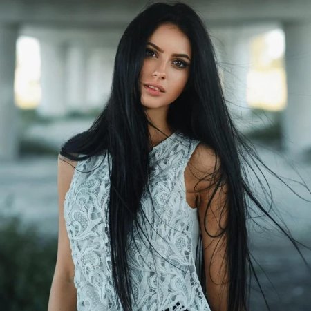 Дарина приходько модель брюнетка